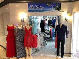 Ocean Manor Beach Hotel