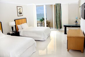 Ocean Manor Beach Hotel