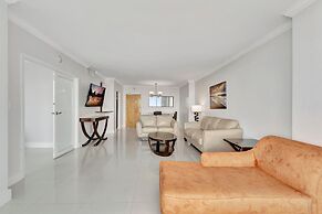 Ocean Manor Beach Hotel