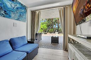 Ocean Manor Beach Hotel