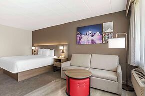 Comfort Inn Edgewater on Hudson River