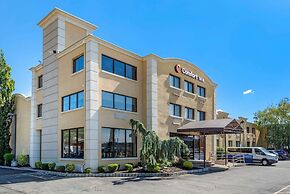 Comfort Inn Edgewater on Hudson River