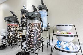 Comfort Inn Edgewater on Hudson River