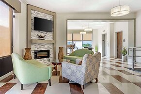 Comfort Inn Edgewater on Hudson River