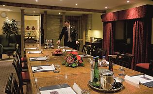 Macdonald Bear Hotel