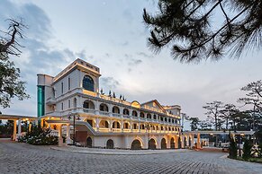 Dalat Palace Heritage Hotel