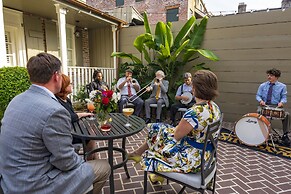 Dauphine Orleans Hotel