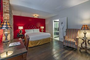 Dauphine Orleans Hotel