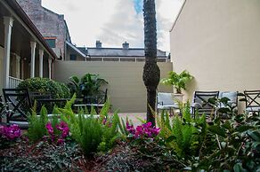 Dauphine Orleans Hotel