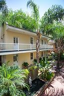 Dauphine Orleans Hotel