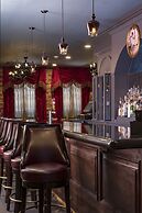 Dauphine Orleans Hotel