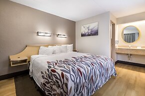 Red Roof Inn Rockford East – Casino District