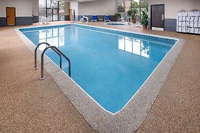 Wingate by Wyndham Cranberry