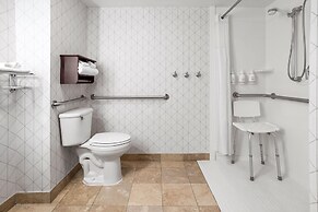 Wingate by Wyndham Cranberry