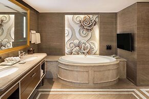 Dusit Thani Manila