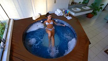 Yotau All Suites Hotel