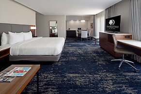 DoubleTree by Hilton Hotel Bakersfield