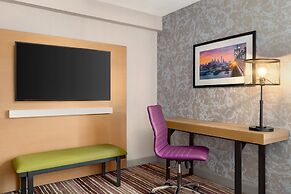 Holiday Inn Philadelphia Arpt-Stadium Area by IHG