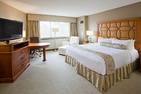 Crowne Plaza Minneapolis West by IHG