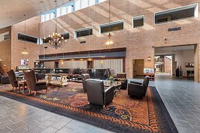 Crowne Plaza Minneapolis West by IHG