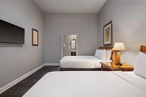 New Orleans Courtyard Hotel and Suites by the French Quarter