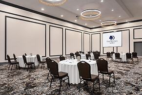 DoubleTree by Hilton Pointe Claire Montreal Airport West