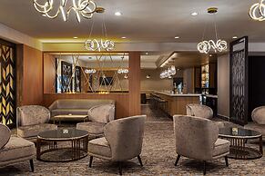 DoubleTree by Hilton Pointe Claire Montreal Airport West
