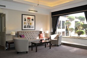The Bromley Court Hotel