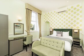 The Bromley Court Hotel