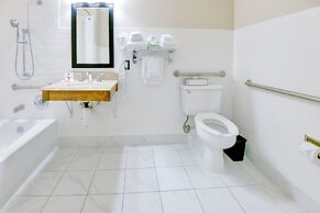 Ramada by Wyndham Metairie New Orleans Airport