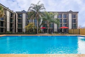 Ramada by Wyndham Metairie New Orleans Airport