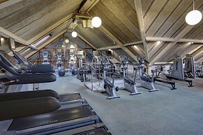 Knights Hill Hotel & Spa