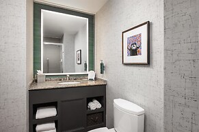 DoubleTree Suites by Hilton Austin Downtown Capitol