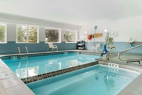 Econo Lodge Traverse City