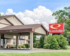 Econo Lodge Traverse City