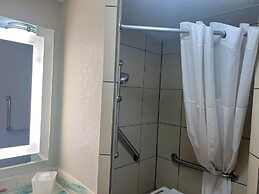 Days Inn by Wyndham Mason City