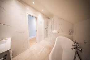 Hotel Infanta Isabel