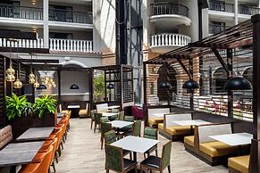 Embassy Suites by Hilton Orlando North