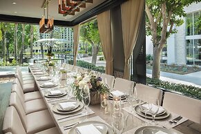 Avenue of the Arts Costa Mesa, a Tribute Portfolio Hotel