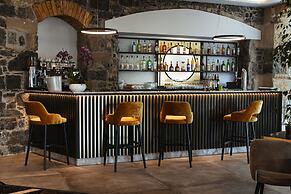 Le Montbrillant Hôtel Residence