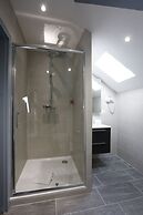 Le Montbrillant Hôtel Residence