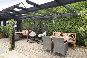 The Sheep on Sheep Street