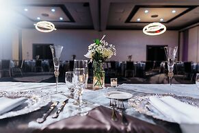 DoubleTree Suites by Hilton Htl & Conf Cntr Downers Grove