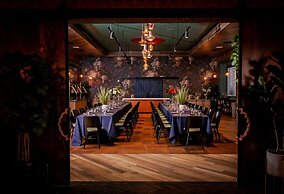 DoubleTree Suites by Hilton Htl & Conf Cntr Downers Grove