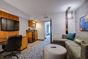 DoubleTree Suites by Hilton Htl & Conf Cntr Downers Grove