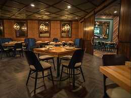 DoubleTree Suites by Hilton Htl & Conf Cntr Downers Grove