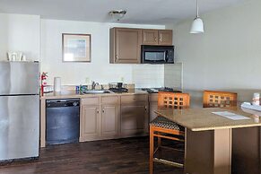 Quality Inn & Suites Northampton - Amherst