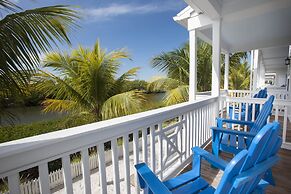 Parrot Key Hotel & Villas