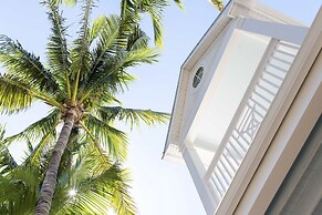 Parrot Key Hotel & Villas