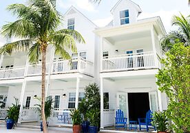 Parrot Key Hotel & Villas